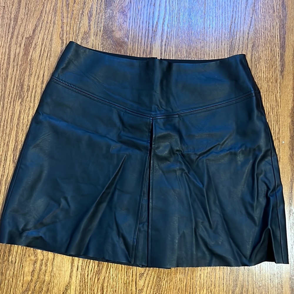 Faux Leather Club Monaco Mini Size 10